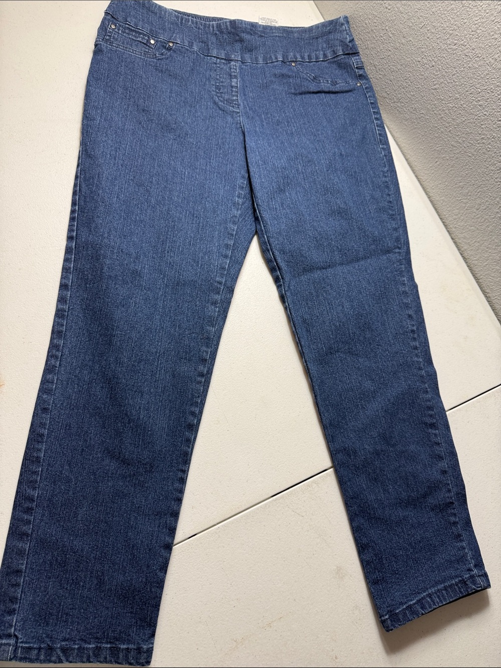 Ruby Rd. Straight-Leg Jeans in Medium Blue Wash